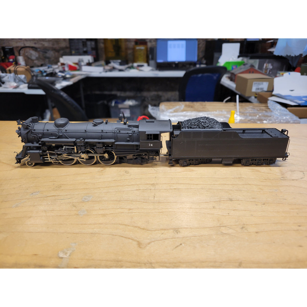 Pre-Owned United Scale Models Brass Steam Locomotive - HO Scale - 4-6-2 Pacific 137.5 K